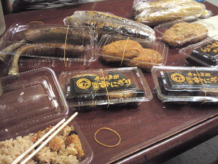 差し入れで頂いた夕食！！豪華&うまい