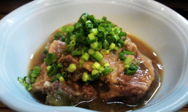 おかめ亭の豚のなんこつ味噌煮日南の絶品