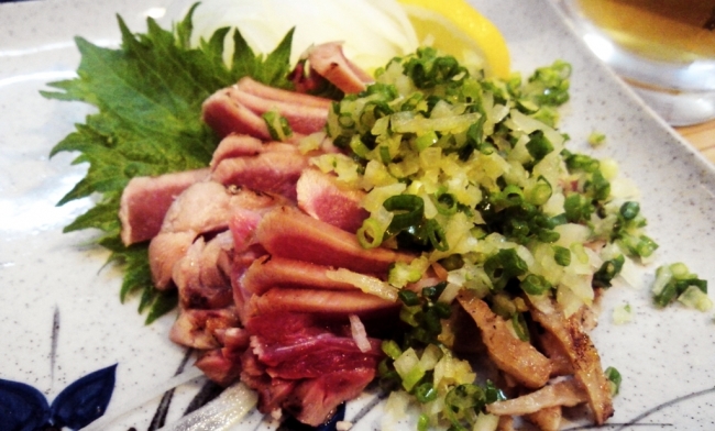 油津おかめ亭の鳥のたたき